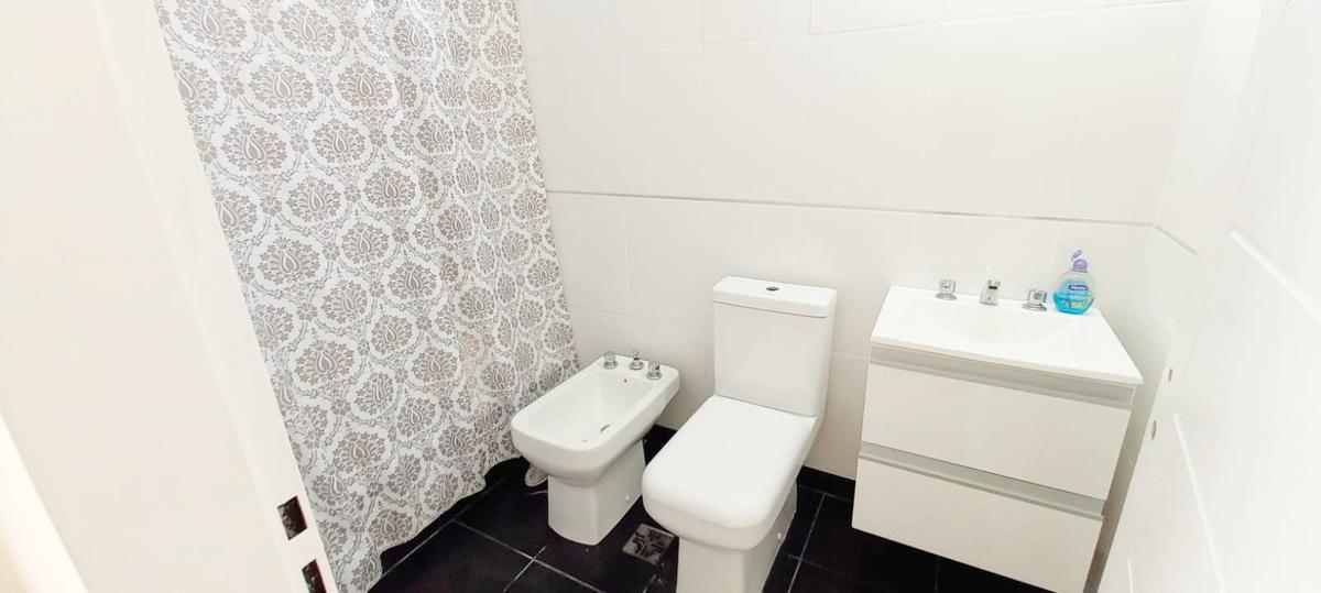 Venta Departamento 52 m² Cochera Lanus Oeste 1