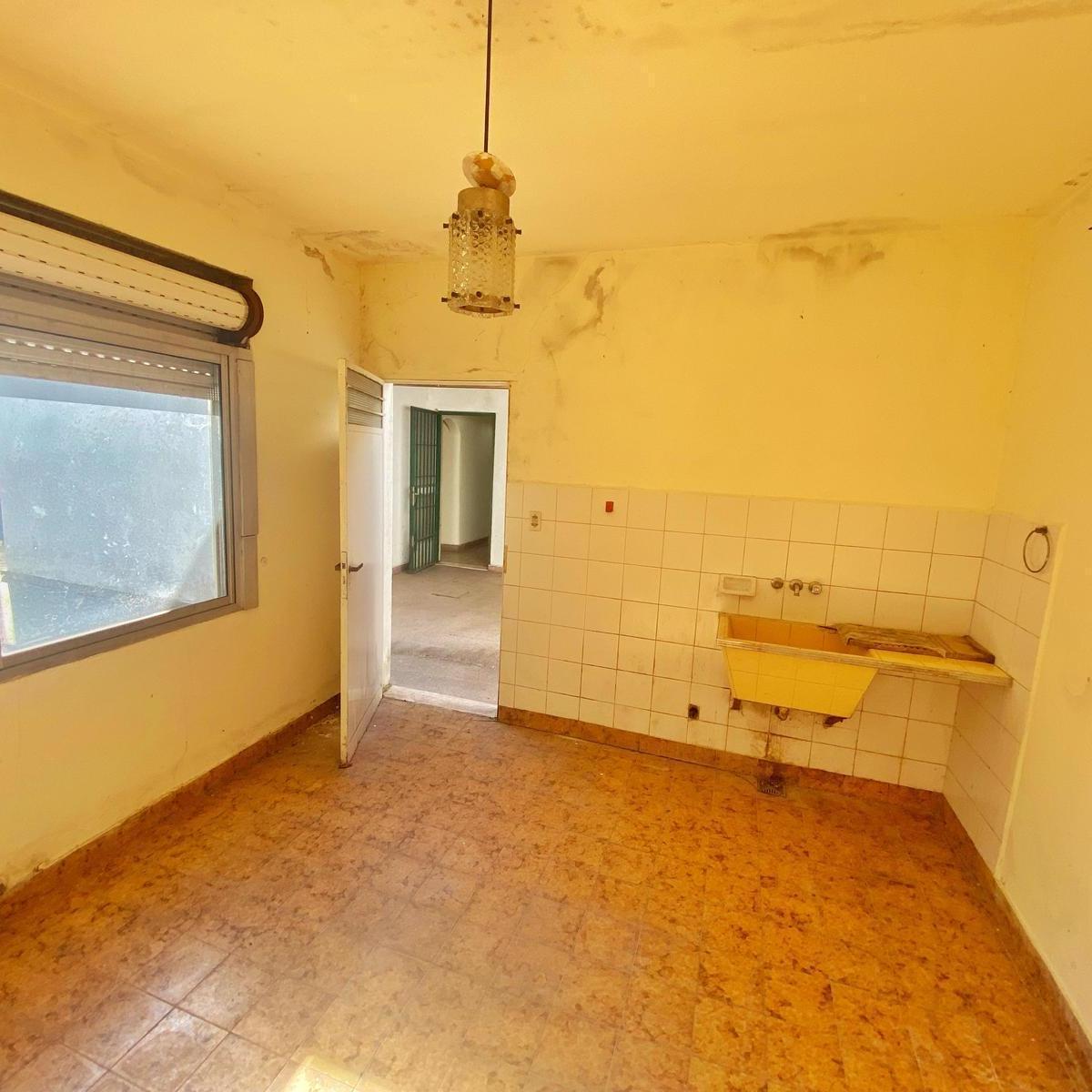 Venta Casa 570 m² Valentin Alsina Lanus Oeste Garage Jardín Terraza 5