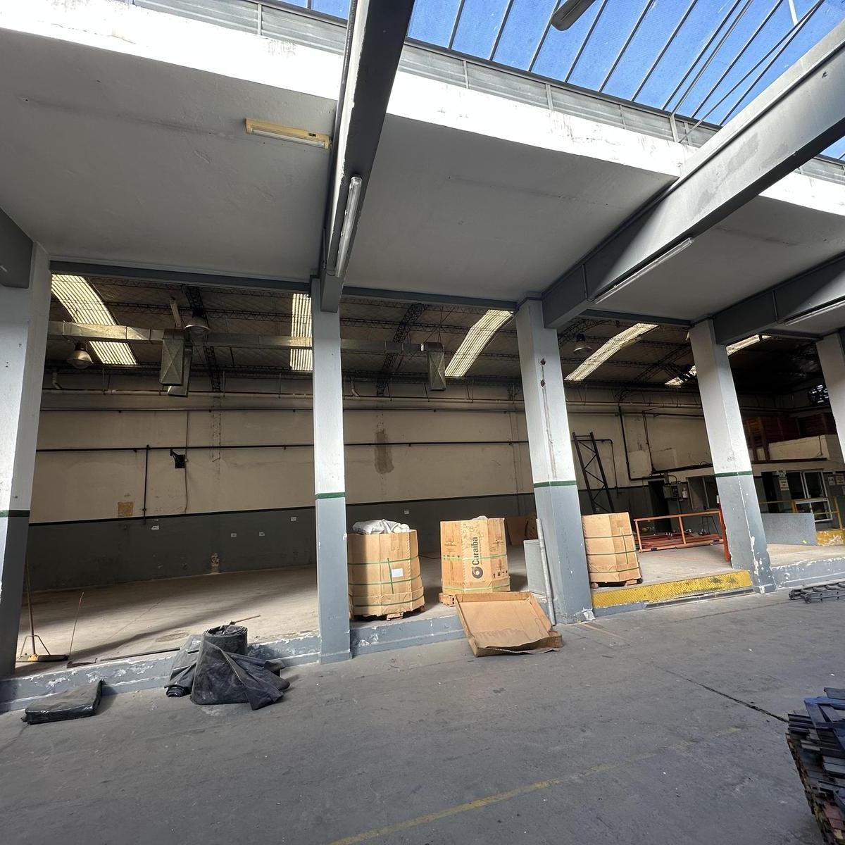 Foto de VENTA GALPÓN INDUSTRIAL AVELLANEDA PIÑEYRO, imagen 2