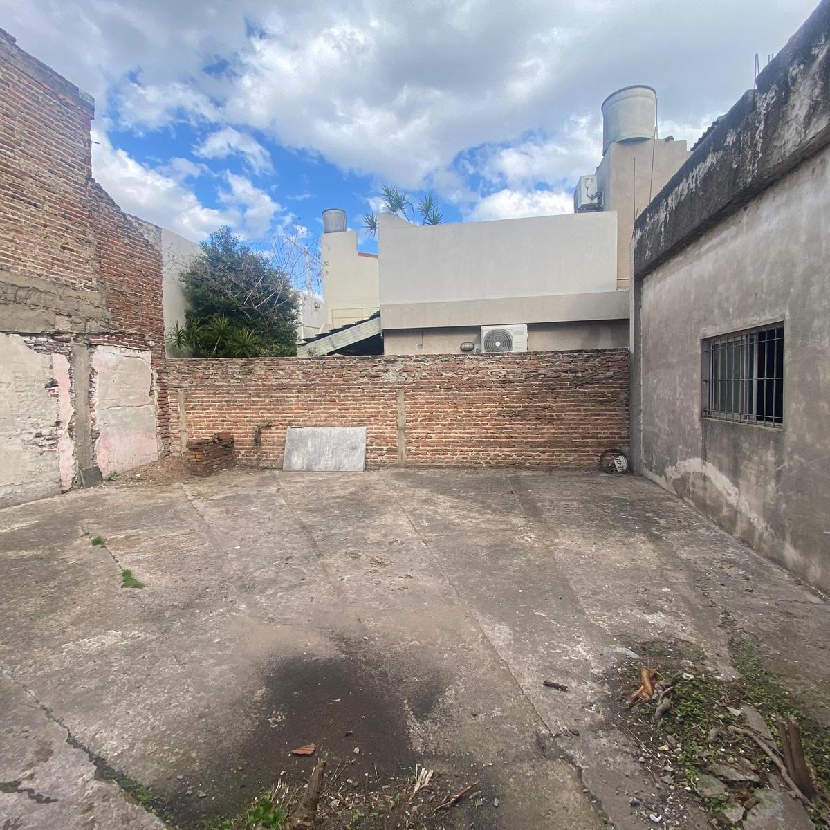 Venta Galpón Apto Crédito Lanús Oeste 2