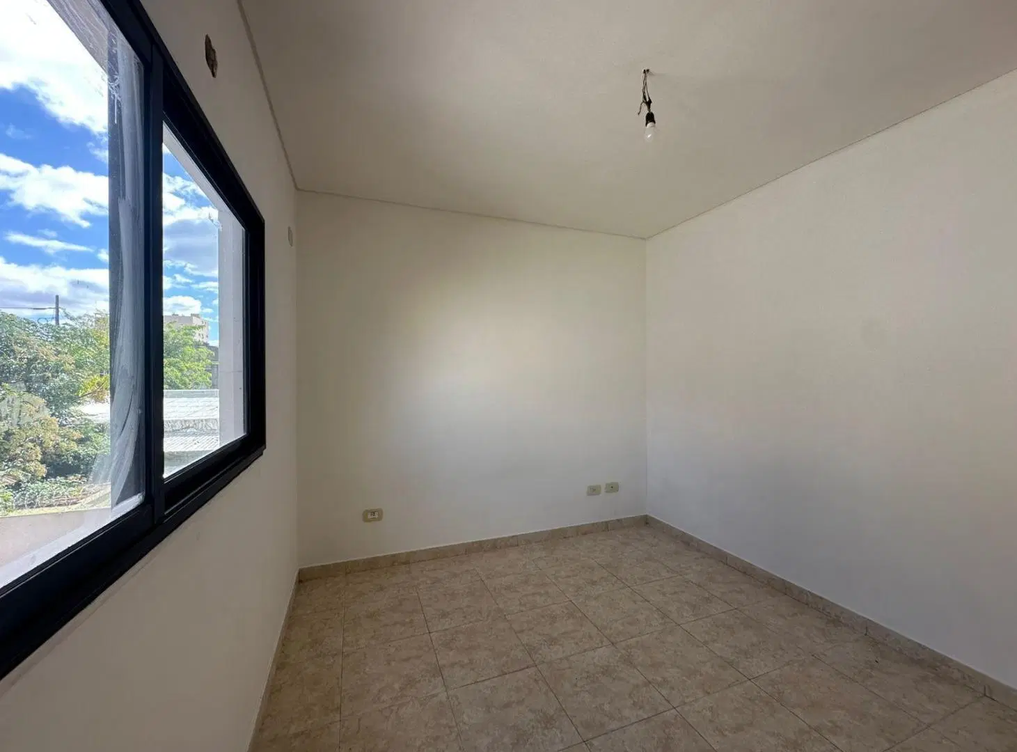 ALQUILER DEPARTAMENTO 2 AMBIENTES COCHERA SUM TERRAZA 5