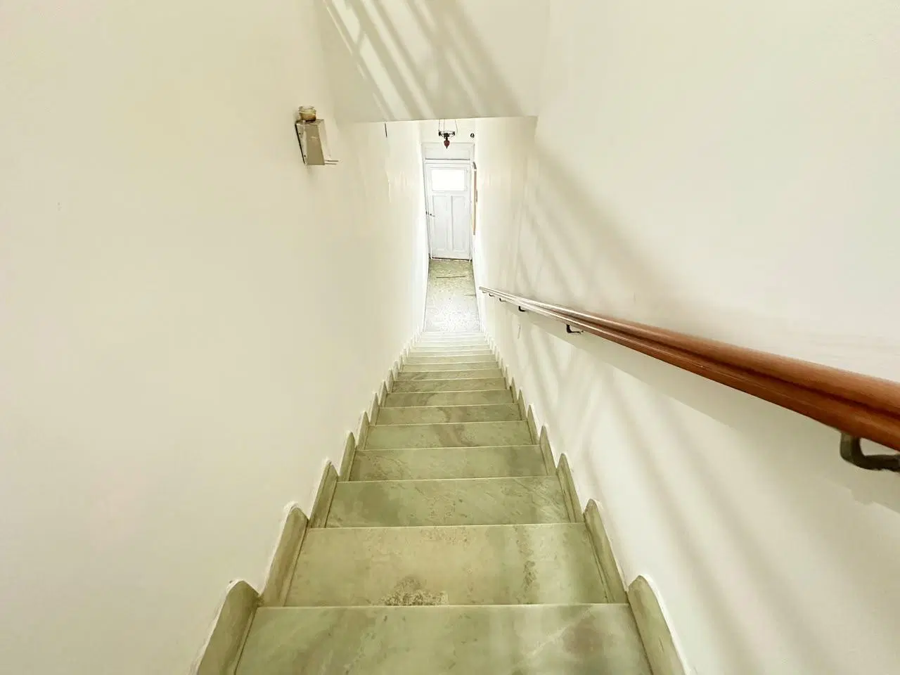 VENTA GALPON CON VIVIENDA OFICINA  BALCON TERRAZA LANUS 3