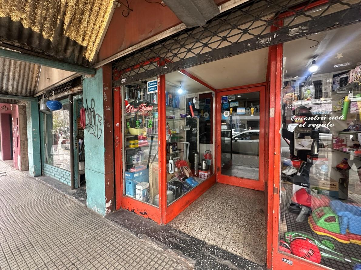 Foto de VENTA LOCALES VALENTIN ALSINA, imagen 4