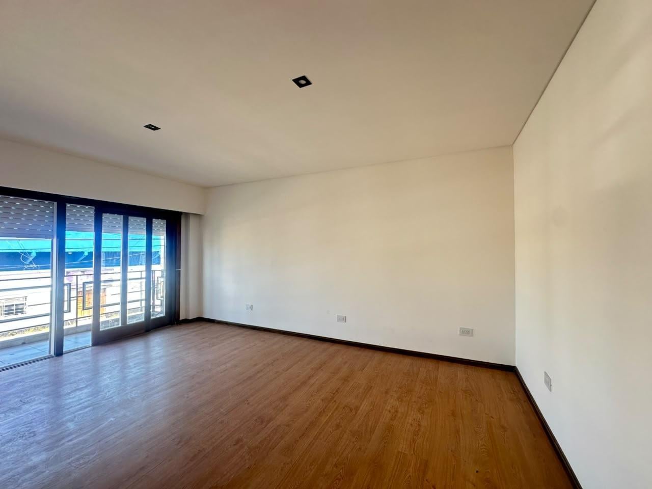 Foto de VENTA DEPARTAMENTO 3 AMBIENTES LANÚS OESTE, imagen 5