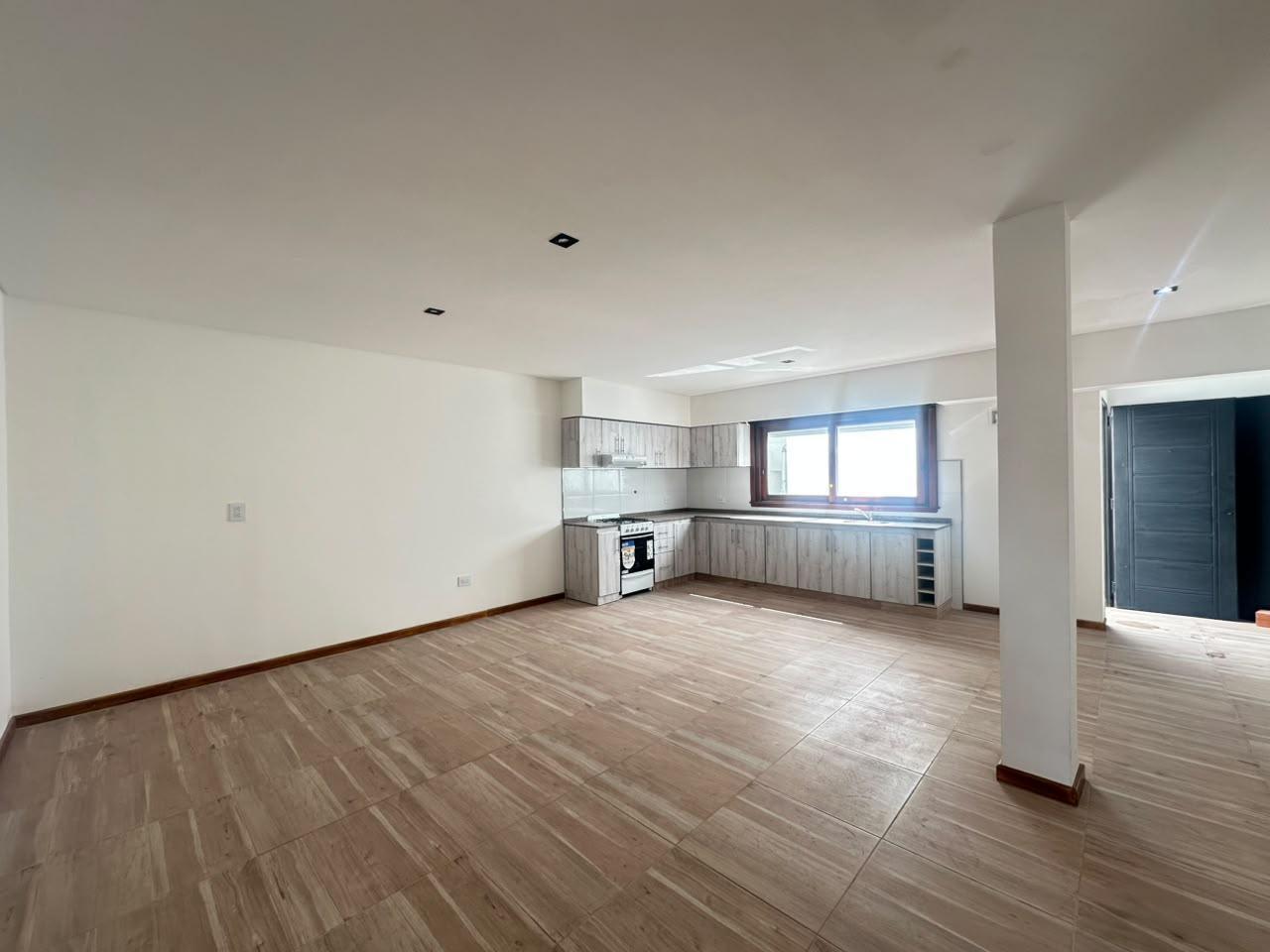 Foto de VENTA DEPARTAMENTO 3 AMBIENTES LANÚS OESTE, imagen 1