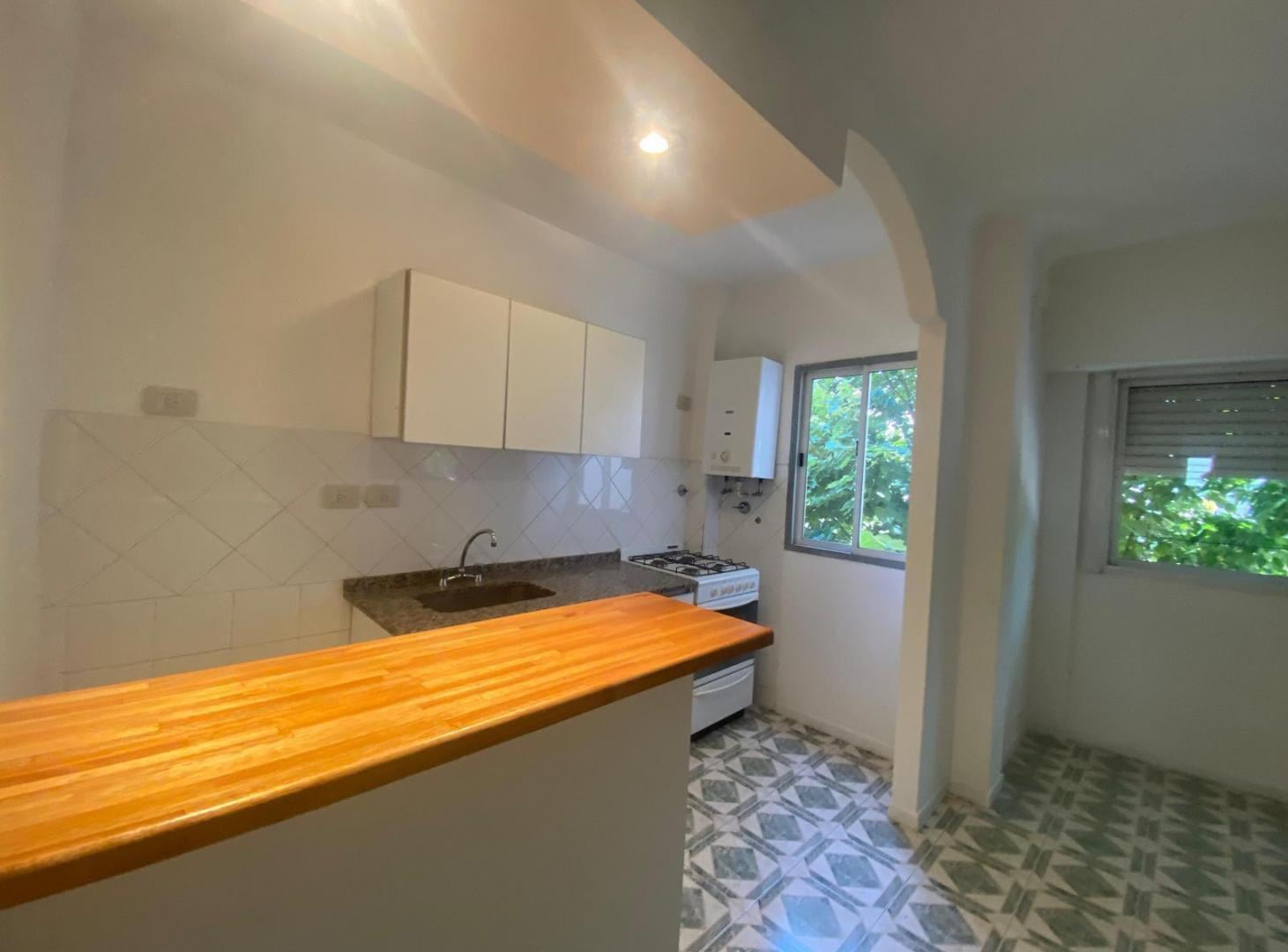Foto de VENTA DEPARTAMENTO 3 AMB 60 M2 VALENTIN ALSINA LANUS, imagen 3