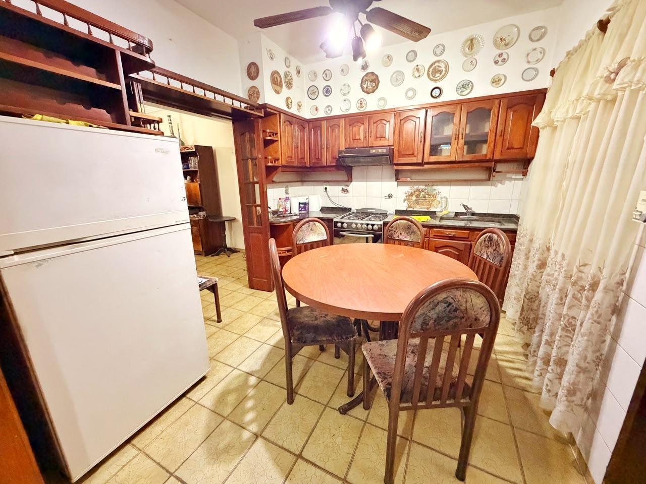 Foto de VENTA CASA 4 AMBIENTES LANÚS OESTE, imagen 3