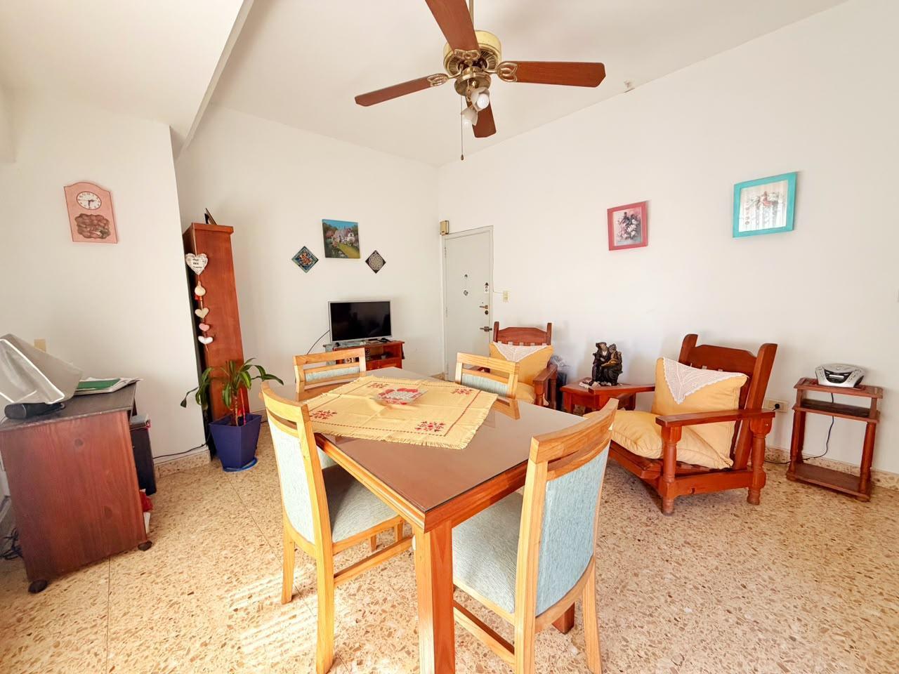Foto de CASA 3 AMBIENTES 2 PLANTAS CON BALCÓN, imagen 2