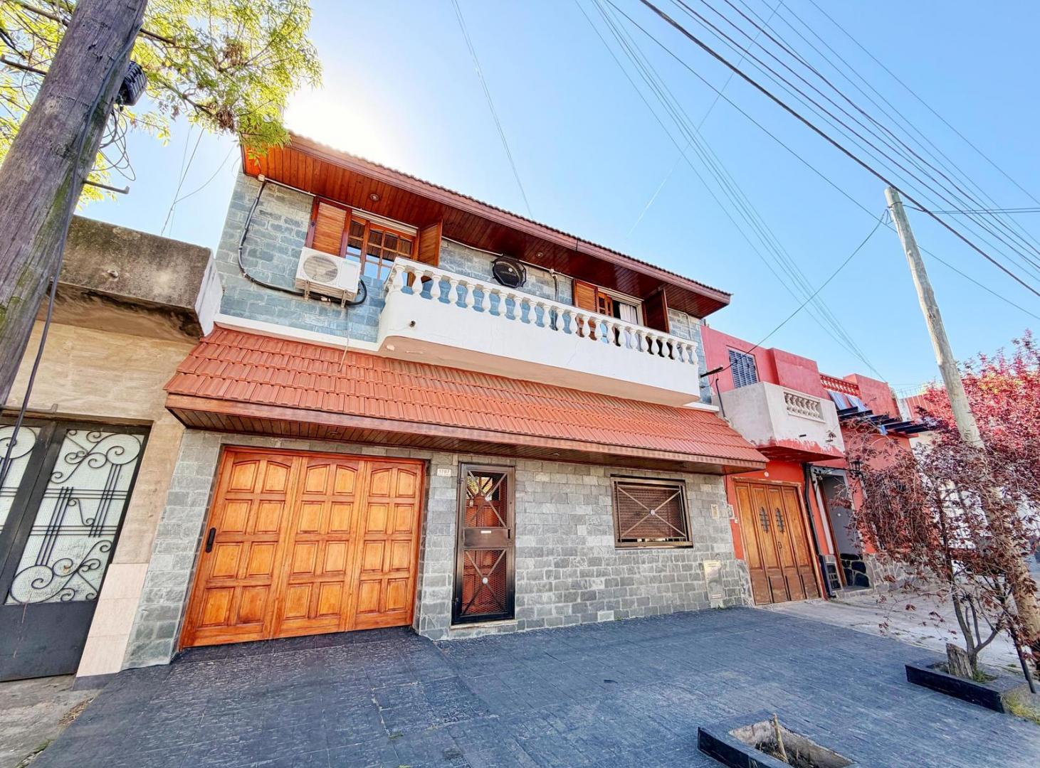 Foto de VENTA CASA 4 AMBIENTES LANUS GARAGE PATIO, imagen 3