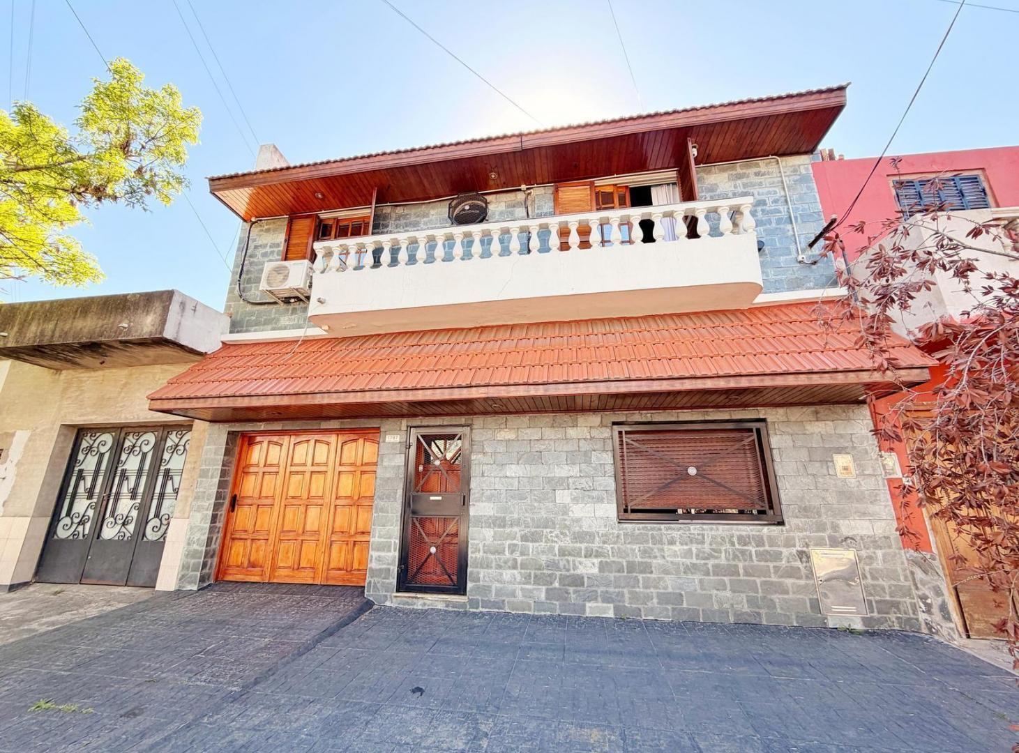 Foto de VENTA CASA 4 AMBIENTES LANUS GARAGE PATIO, imagen 4