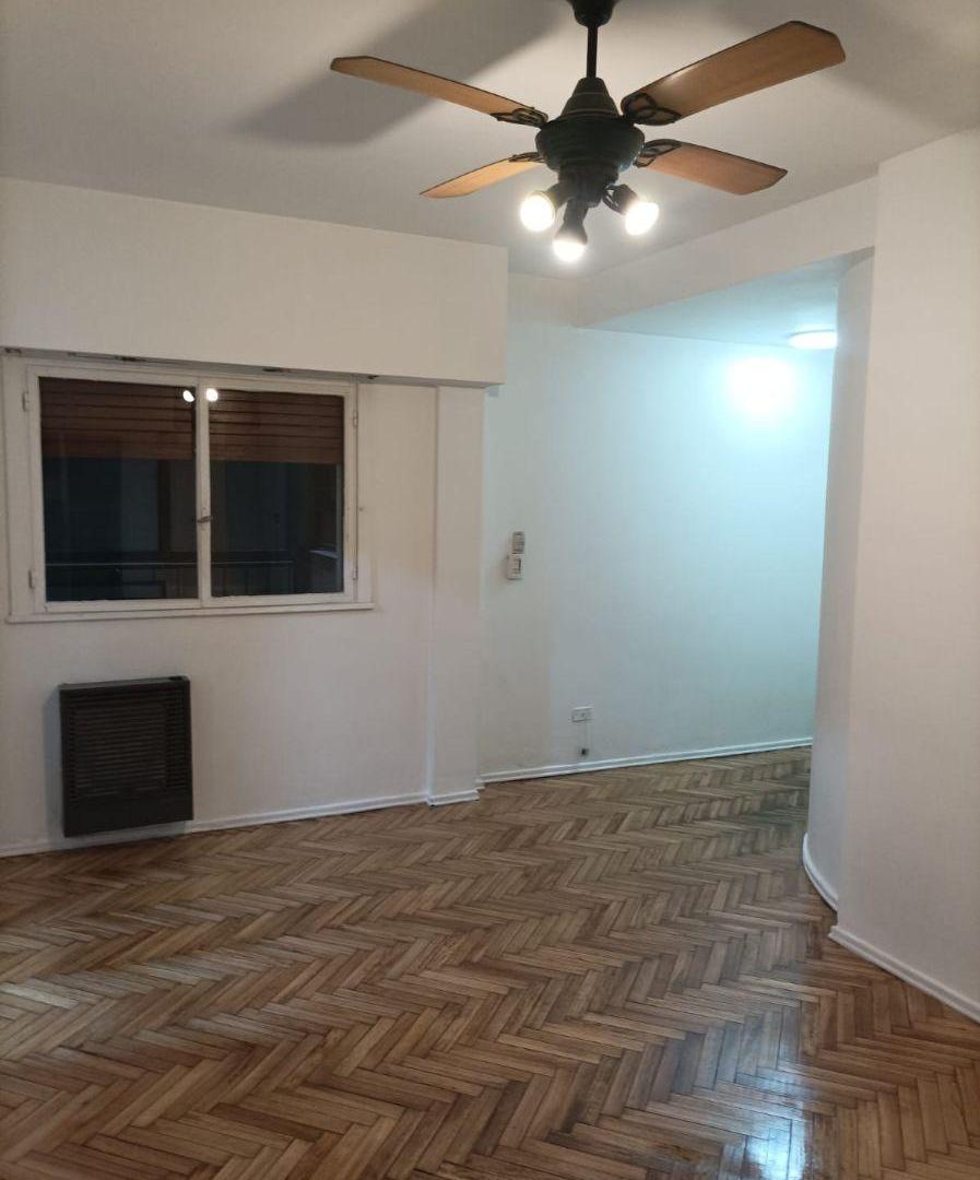 Foto de Departamento en alquiler 2 amb. en Caballito, imagen 2