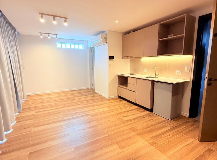 Alquiler 12 meses ambiente a estrenar! Uso profesional o vivienda! 3