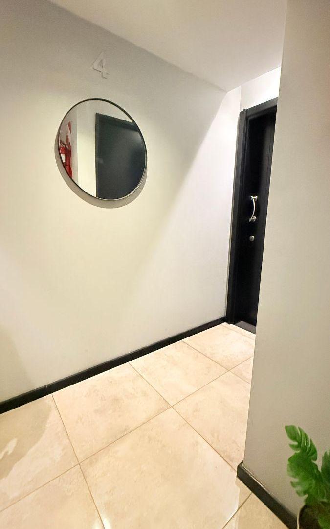 Foto de Piso de 145 m² en venta con balcón terraza y doble cochera – Güemes, imagen 1