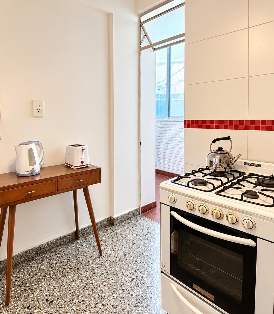 Foto de VENTA DEPARTAMENTO 2 AMBIENTES Y MEDIO CON DEPENDENCIA | ZONA CENTRO |, imagen 3