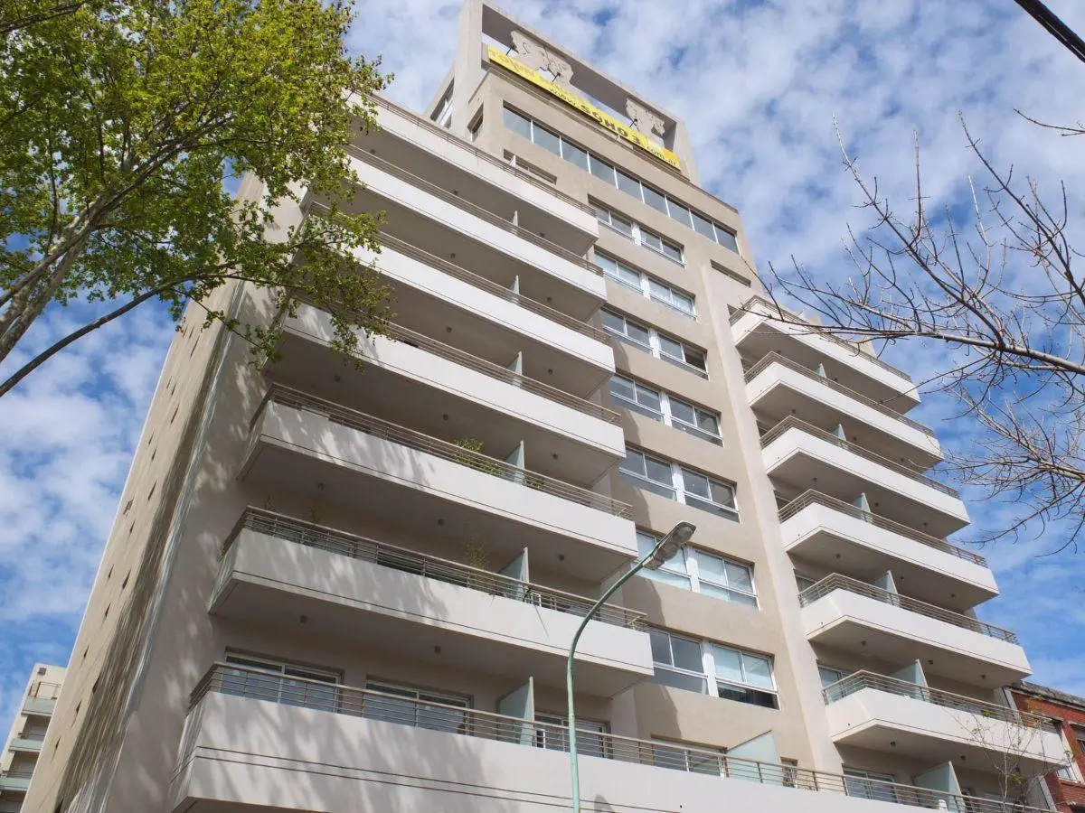 Town House Soho. Depto 2amb y cochera. toilette, balcón, Godoy Cruz y Paraguay 3