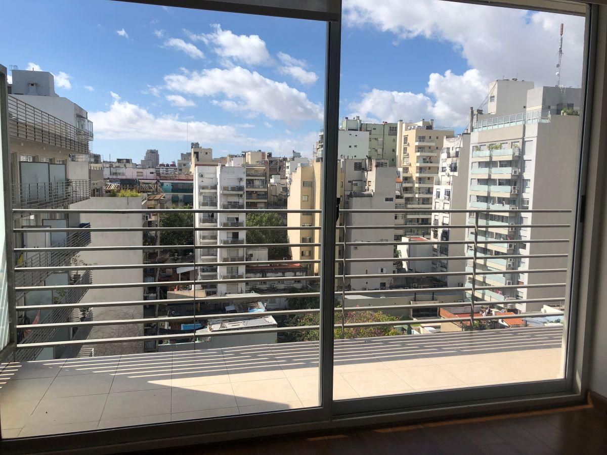 Foto de DEPTO 1AMB-PISO ALTO-VISTA JARDIN. BALCON-APTO PROF- COCHERA, imagen 4
