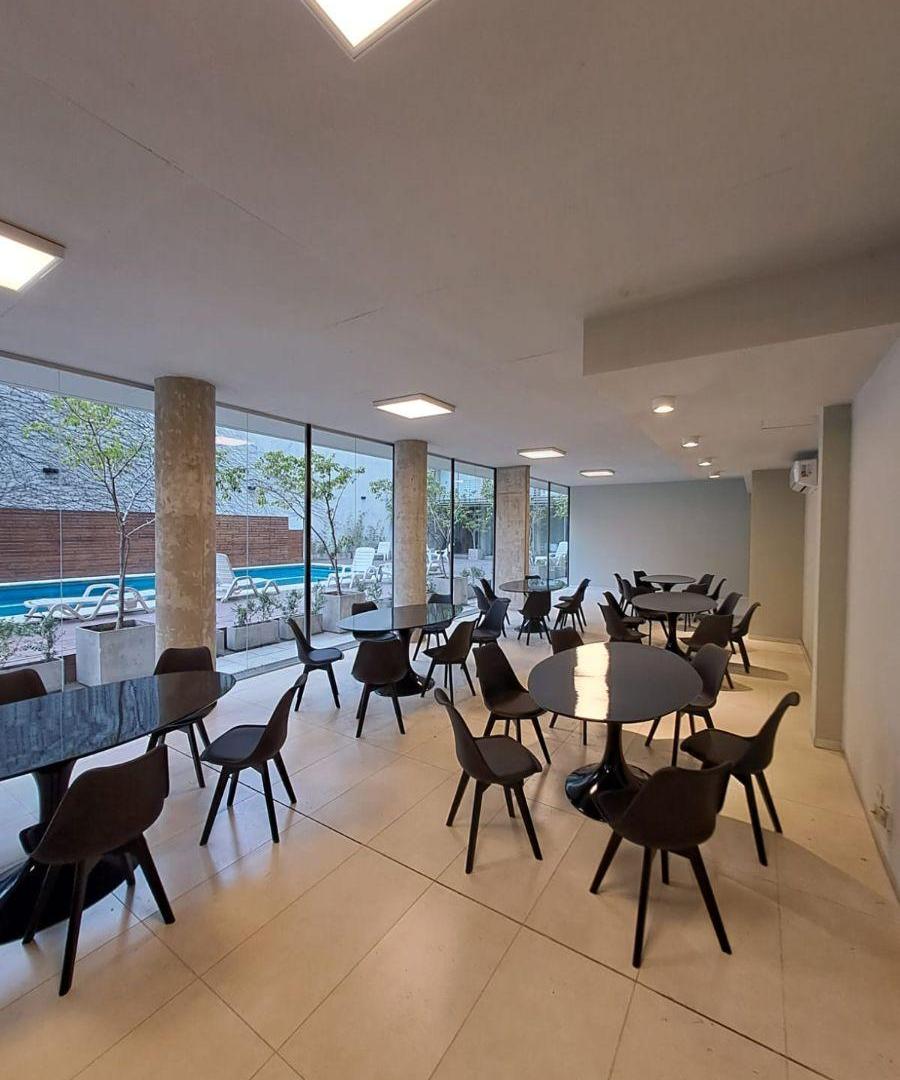 Foto de VENTA. 2AMB. PATIO TERRAZA. VISTA A PISCINA. COCHERA OPCIONAL. EXCEL, imagen 4