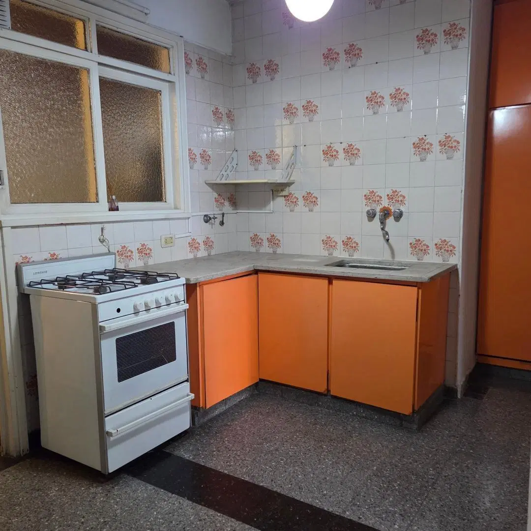 Departamento 3 ambientes con Dependencia y Patio 5