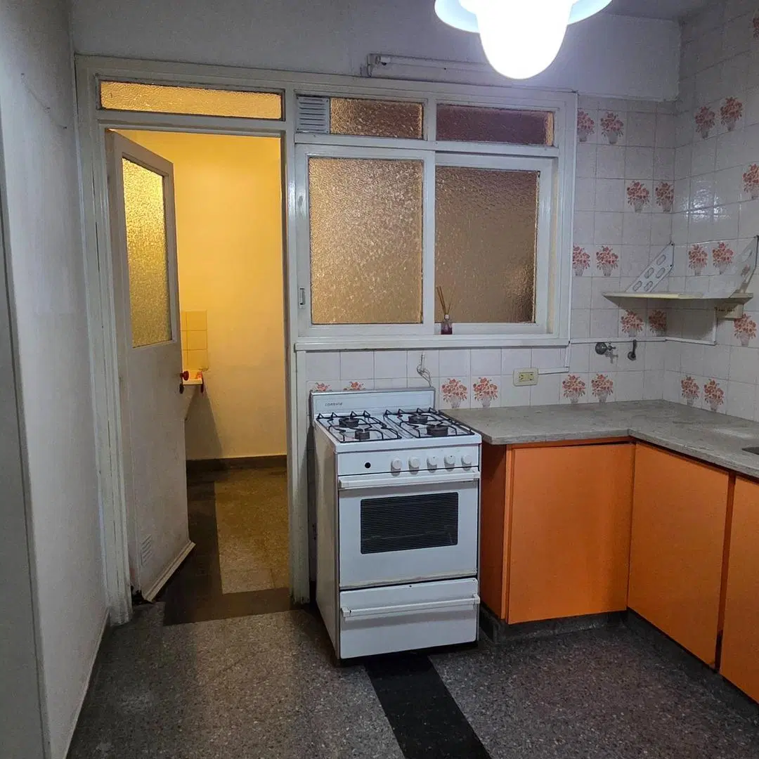Departamento 3 ambientes con Dependencia y Patio 4