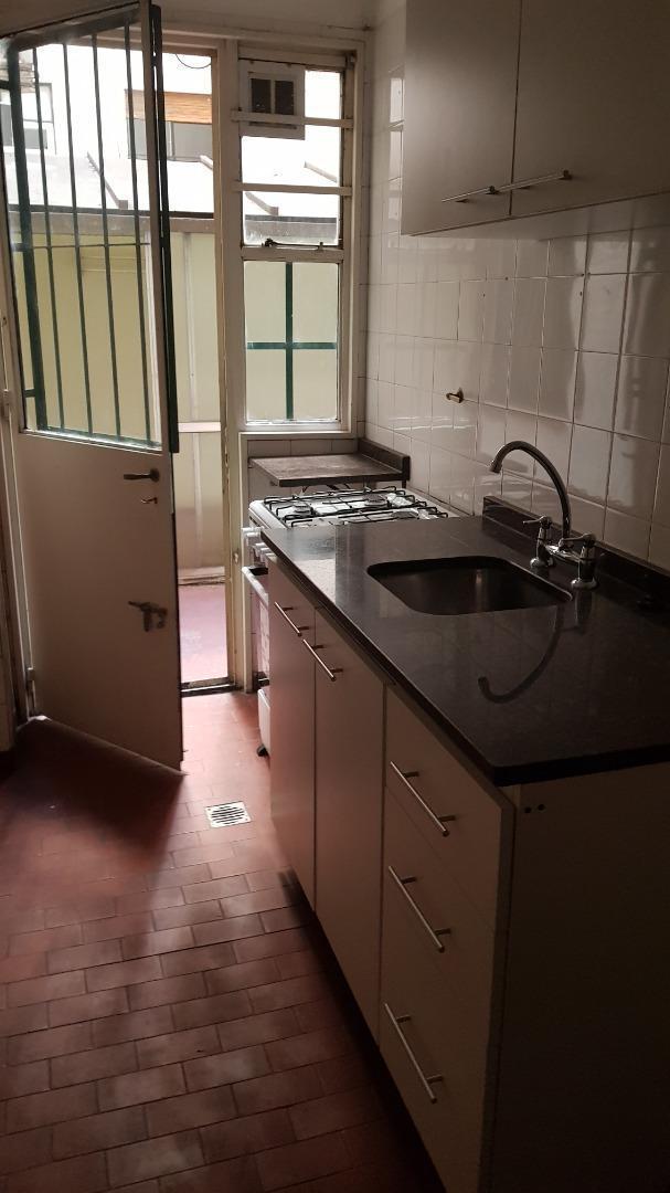Foto de 4 ambientes con balcón y patio, imagen 5