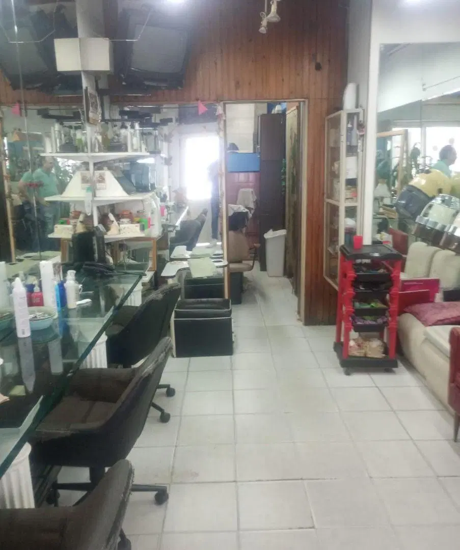 Local comercial zona de alto transito, Santo Lugares 3