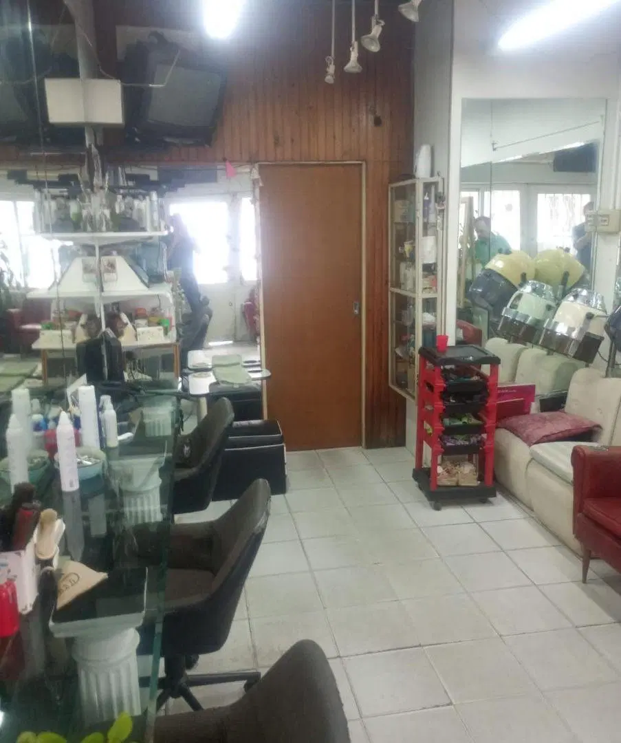 Local comercial zona de alto transito, Santo Lugares 2