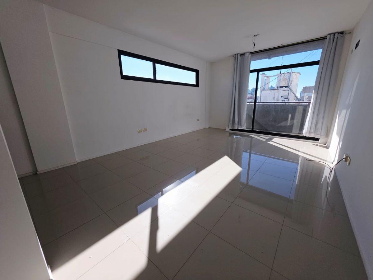 Foto de San Telmo, Av. Independencia 907 y Tacuarí - 33m2 con balcón U$73.000.-, imagen 1