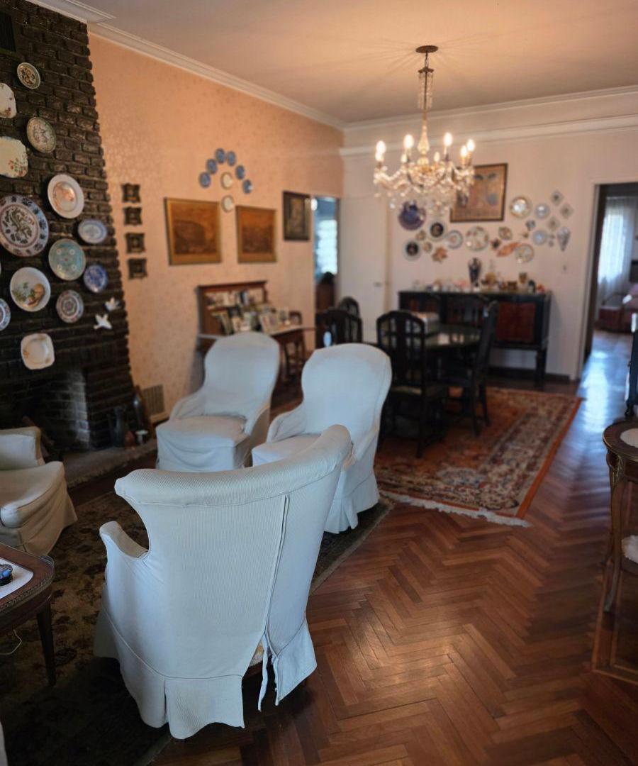 Foto de Barrio Inglés Casa Chalet 4 Ambien jardín y cochera p2 autos, centro, imagen 2