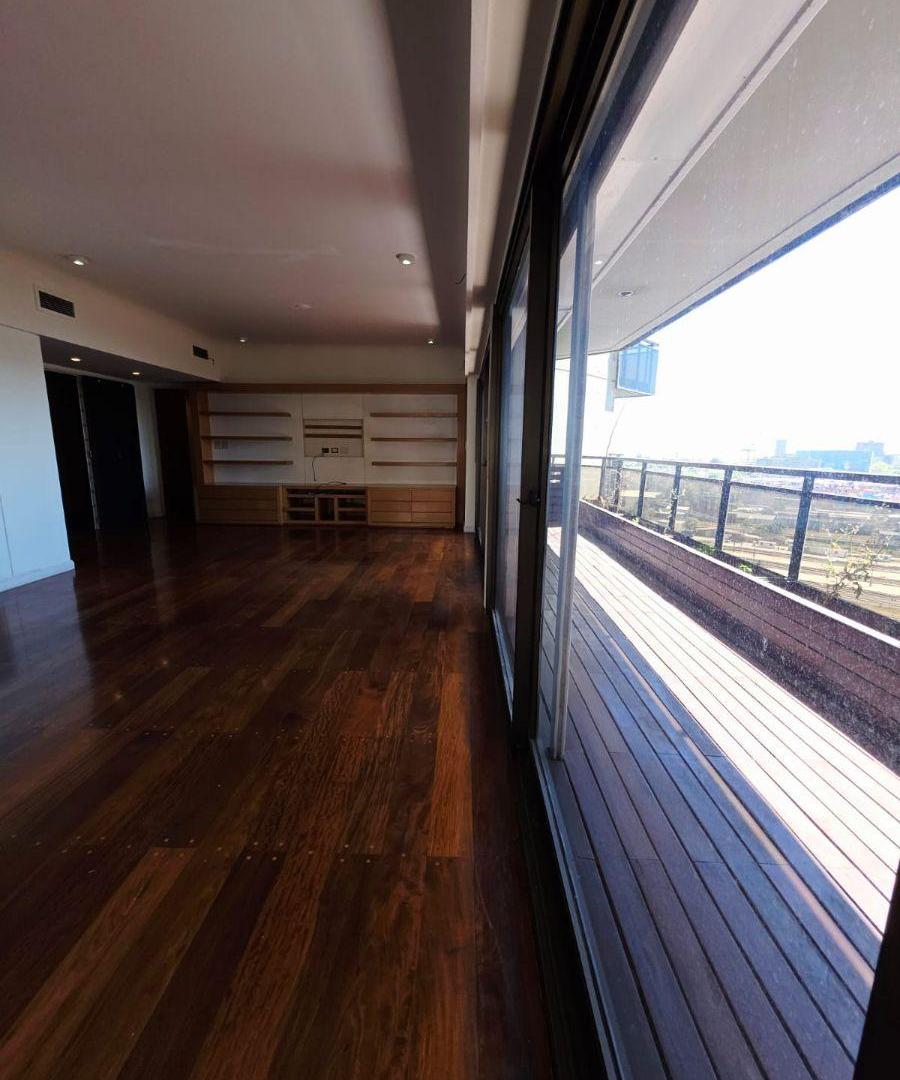 Foto de Semipiso de 245m2 con 2 cocheras en Av. Del Libertador 356 - U$790.000.-, imagen 2