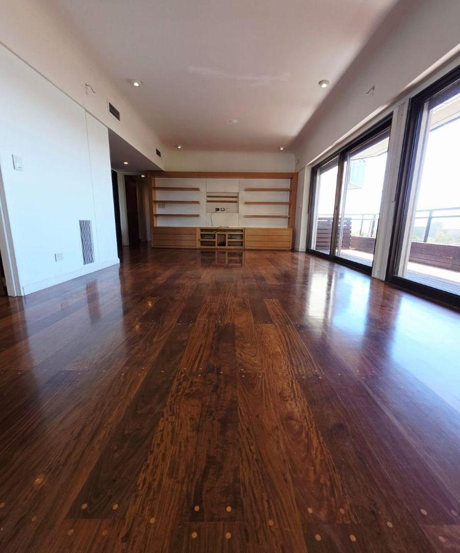 Foto de Semipiso de 245m2 con 2 cocheras en Av. Del Libertador 356 - U$790.000.-, imagen 1
