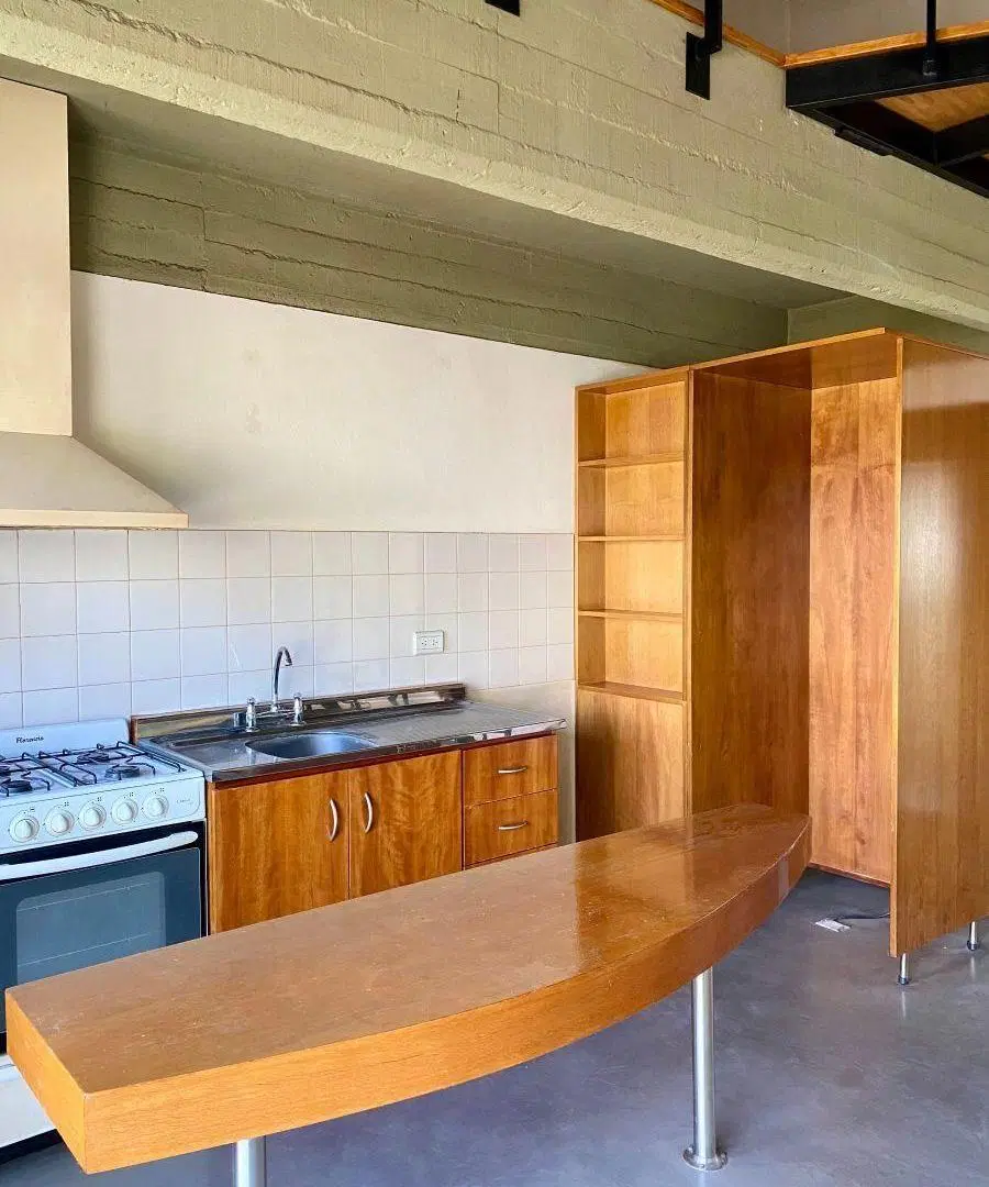 Hermoso Duplex de 2 y 1/2 Ambientes Sin Expensas en Chacarita. Muy Luminoso. 4