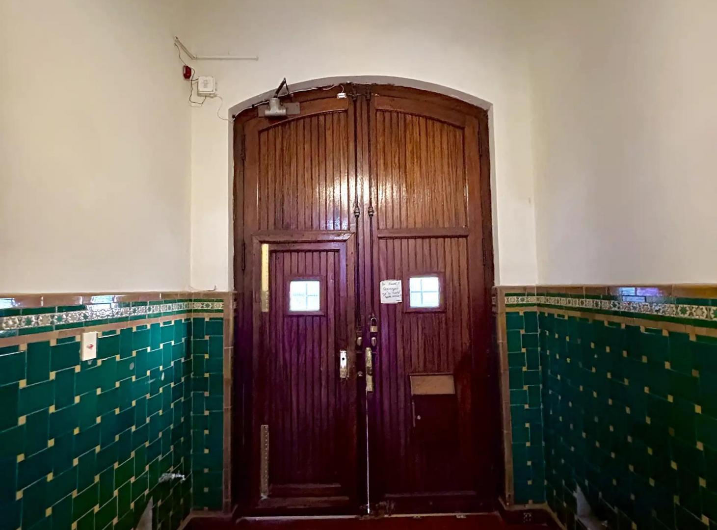 Foto de Alquiler 1 ½ Ambiente en Palacio Andaluz Casa Rivadavia – Rivadavia 1167, imagen 1