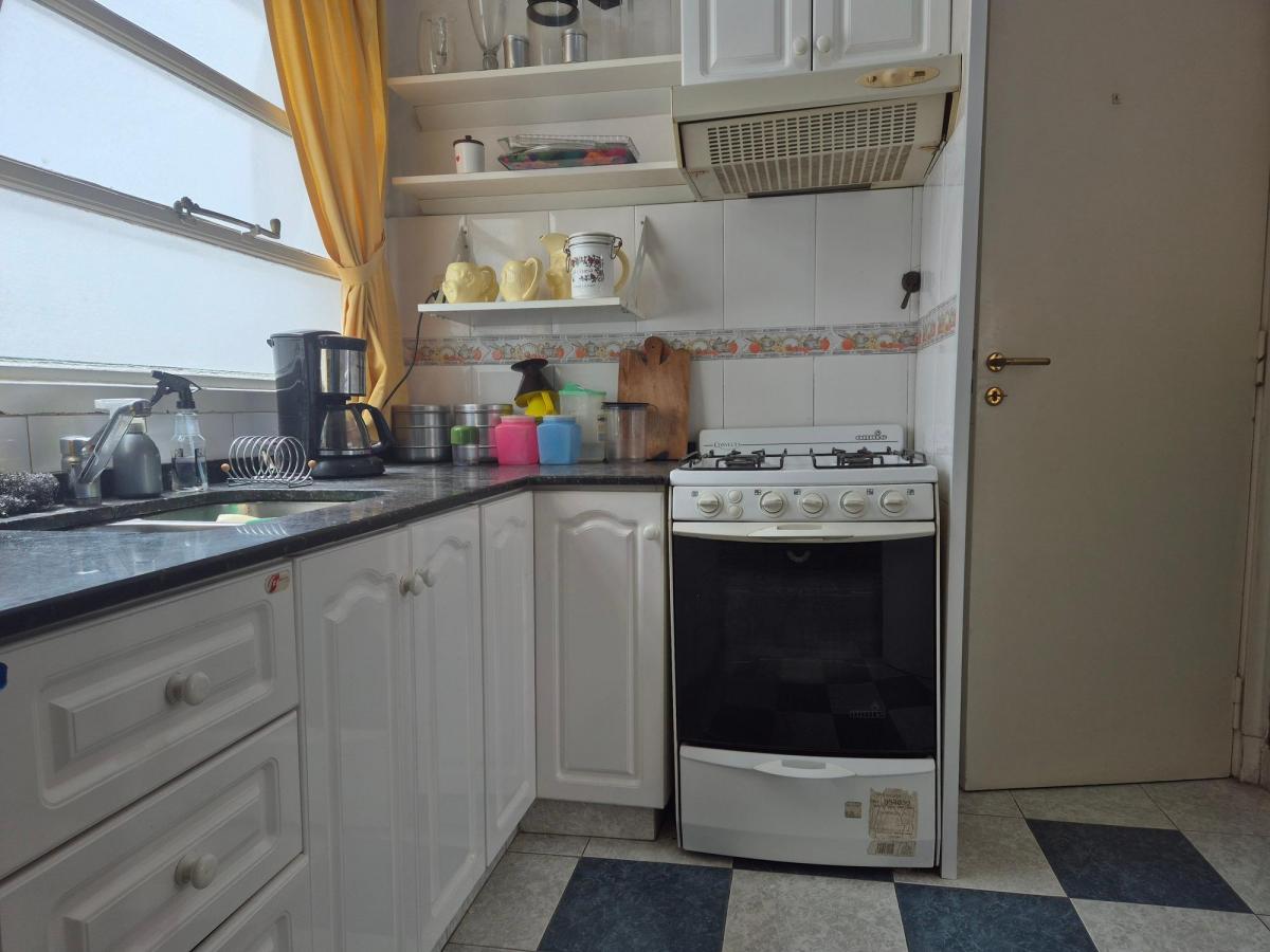 Lleno de Luz y Sol en Recoleta - 108 m² – Excelente Ubicación. Expensas Muy Bajas Siempre! 3