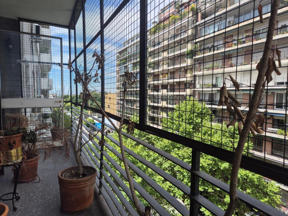 Lleno de Luz y Sol en Recoleta - 108 m² – Excelente Ubicación. Expensas Muy Bajas Siempre! 5