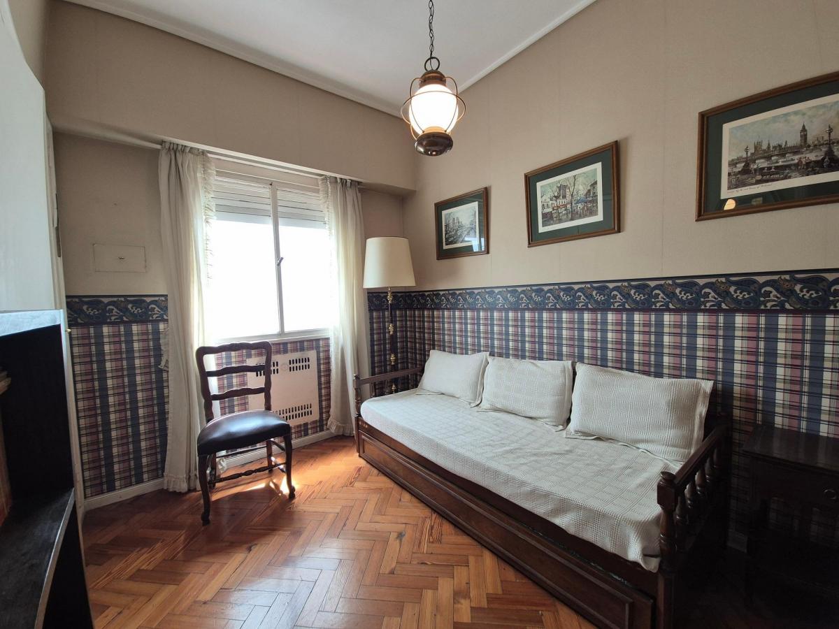 Lleno de Luz y Sol en Recoleta - 108 m² – Excelente Ubicación. Expensas Muy Bajas Siempre! 1