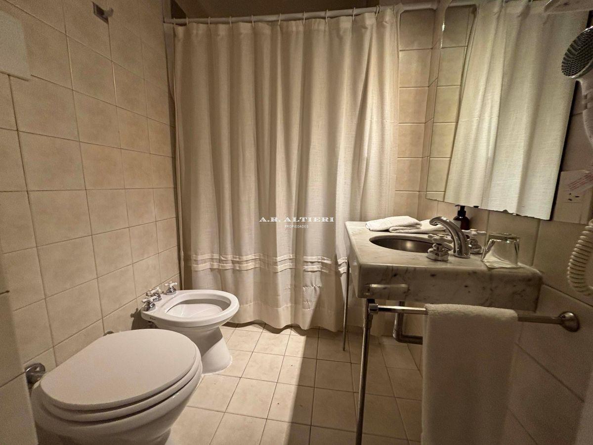 Venta - Departamento - 2 Ambientes Amoblado - Impecable - Seguridad 24 - Apto