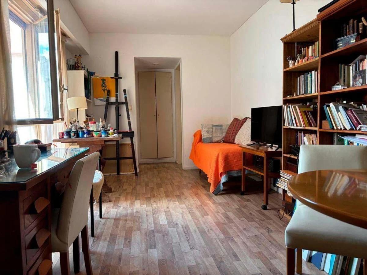 Foto de VENTA - DIVINO DEPARTAMENTO LLENO DE SOL - IMPECABLE! Ideal renta, imagen 5