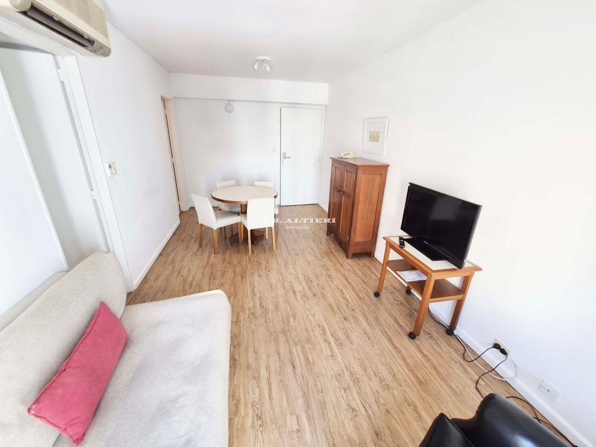 Foto de Departamento de 52 m² con 2 dormitorios en venta en Retiro, imagen 1