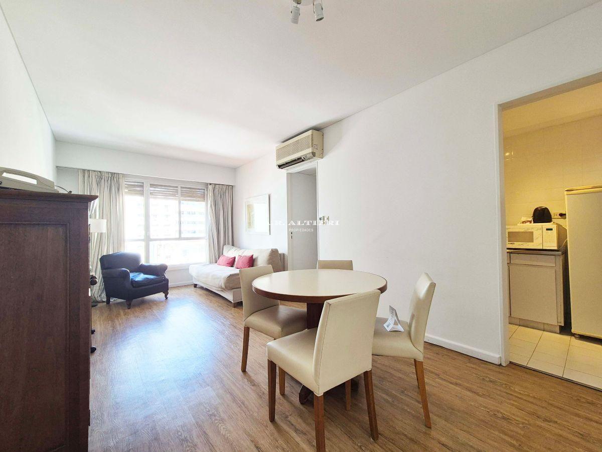 Foto de Departamento de 52 m² con 2 dormitorios en venta en Retiro, imagen 2