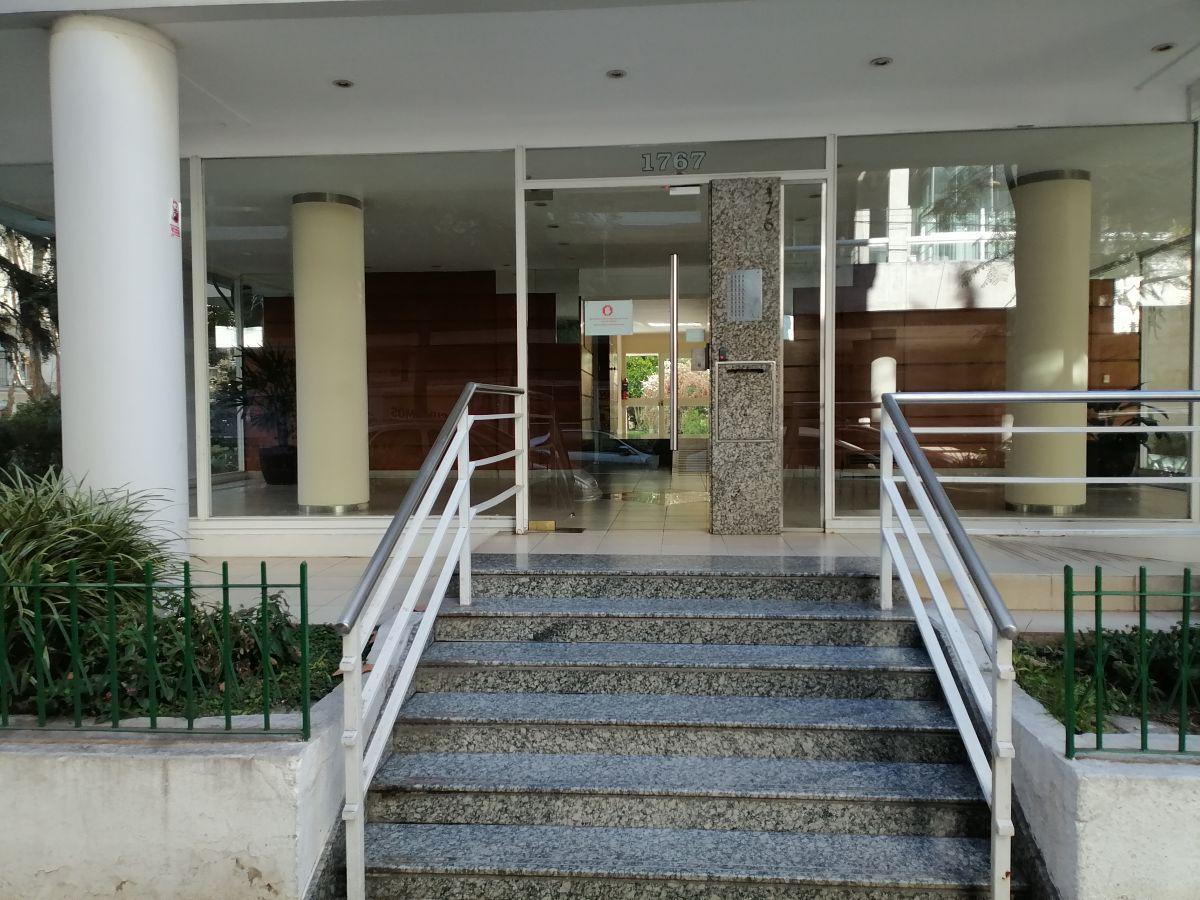 Belgrano 3 amb frente 70 m2 jardines