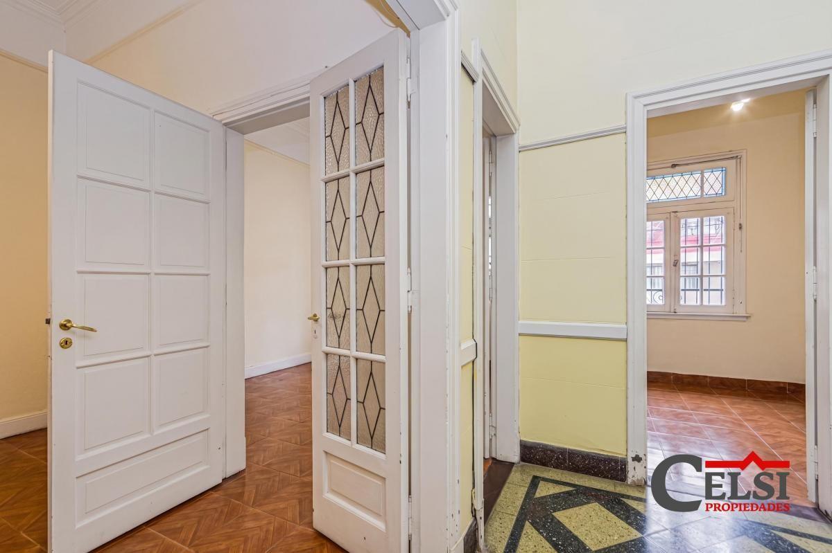 Foto de PH Tipo Casa Frente| 143 m²| Sin Expensas |Apto Profesional |4 Dormitorios|Patio, Terraza, Parrilla, imagen 3