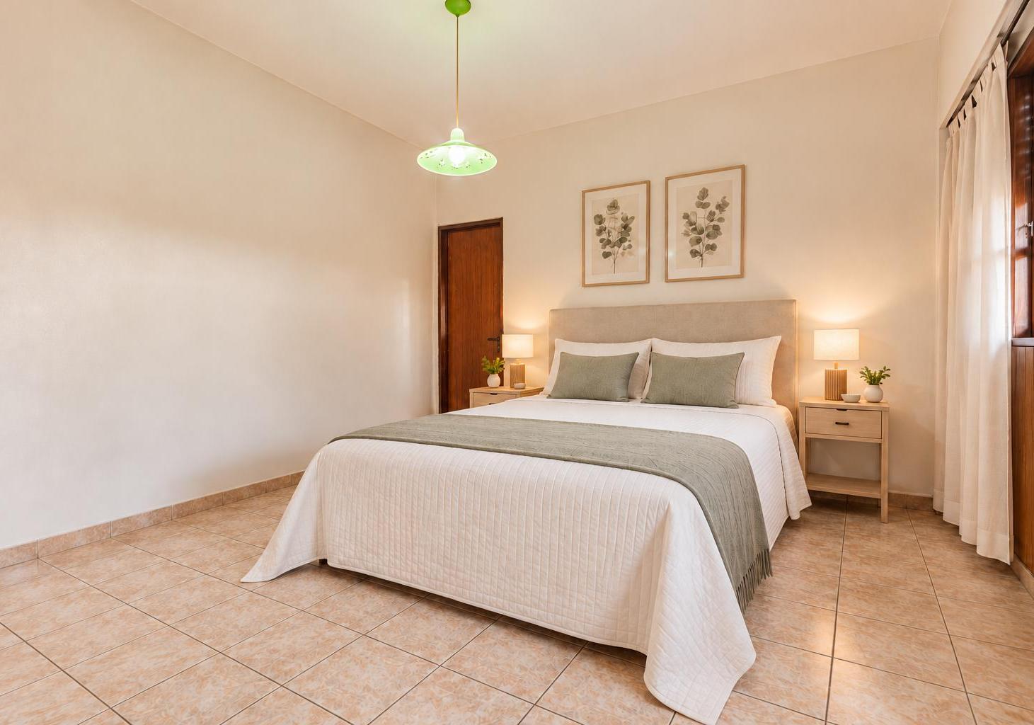 Foto de CASA EN LOTE PROPIO CON TRES DORMITORIOS EN SUITE, PARQUE Y GRAN TERRAZA, imagen 2
