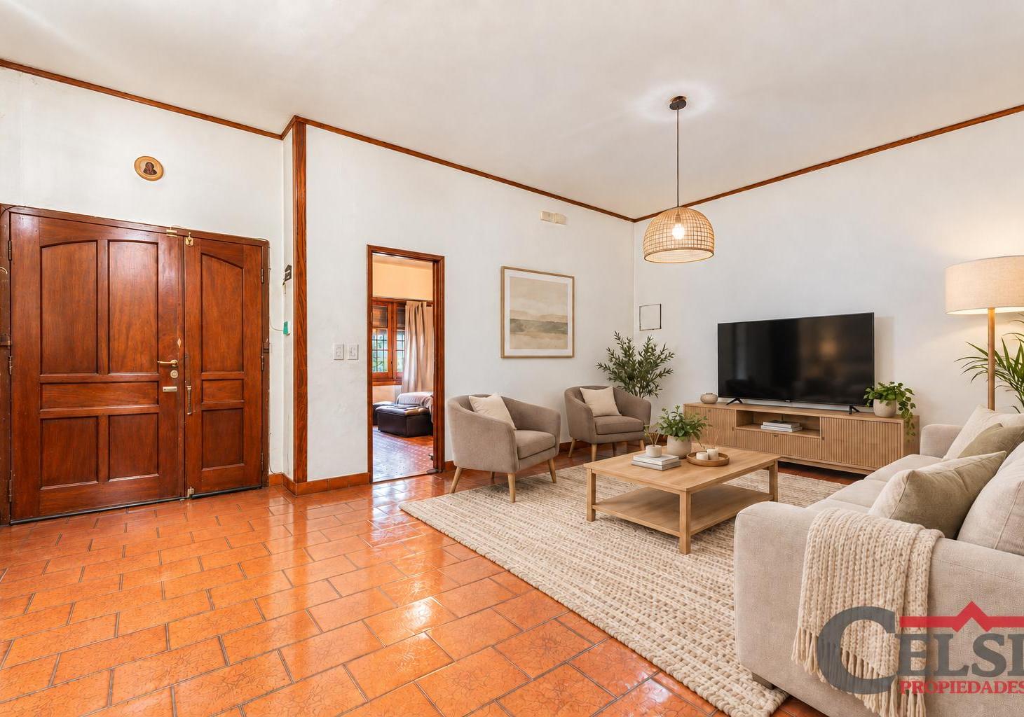 Foto de CASA IMPECABLE EN UNA PLANTA, PARQUE, GALERÍA, 3 DORMITORIOS, 4 BAÑOS Y, imagen 1