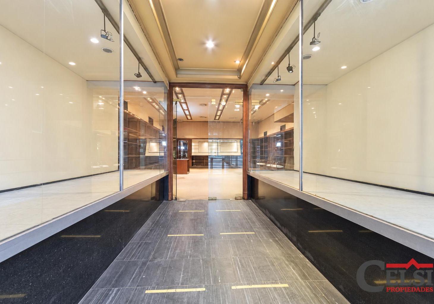 Foto de Local + PH + Dependencias - Av. Rivadavia 7100, Flores | 480 m²| A, imagen 3