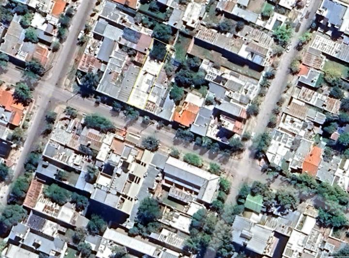 Casa céntrica para reformar en calle Alsina 1