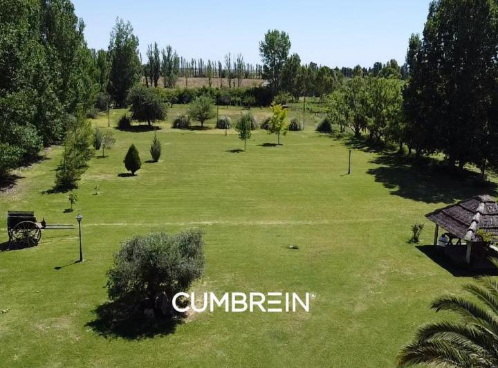 Hermosa quinta con laguna en Las Paredes 5