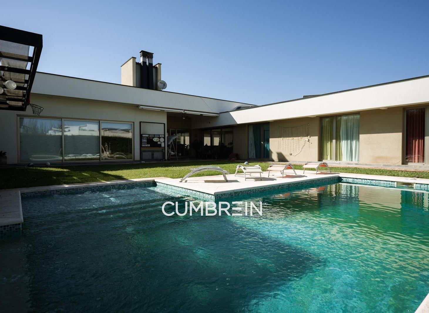 Exclusiva casa en Cortaderas de La Noria, San Rafael - 1.000 m2 de terreno