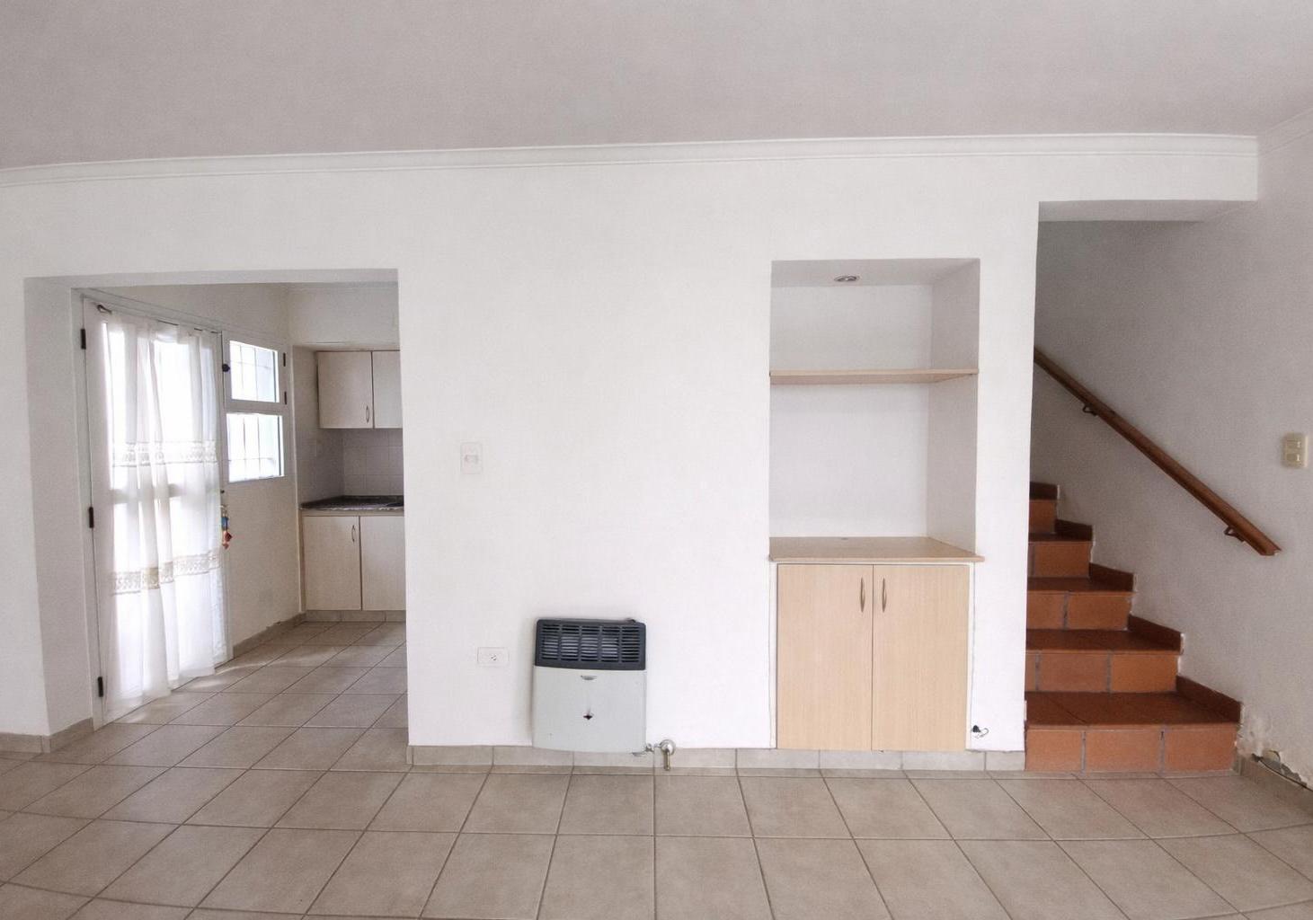 Foto de Dúplex en Alquiler en Barrio SAT, San Rafael | Cumbrein, imagen 2