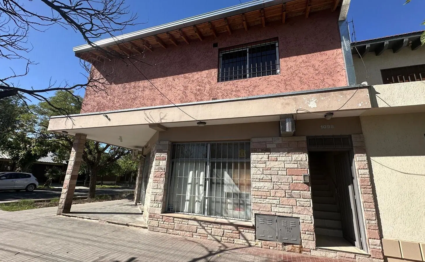 Departamento en Alquiler sobre Av. Rivadavia y Almte. Brown, San Rafael | Cumbrein 1