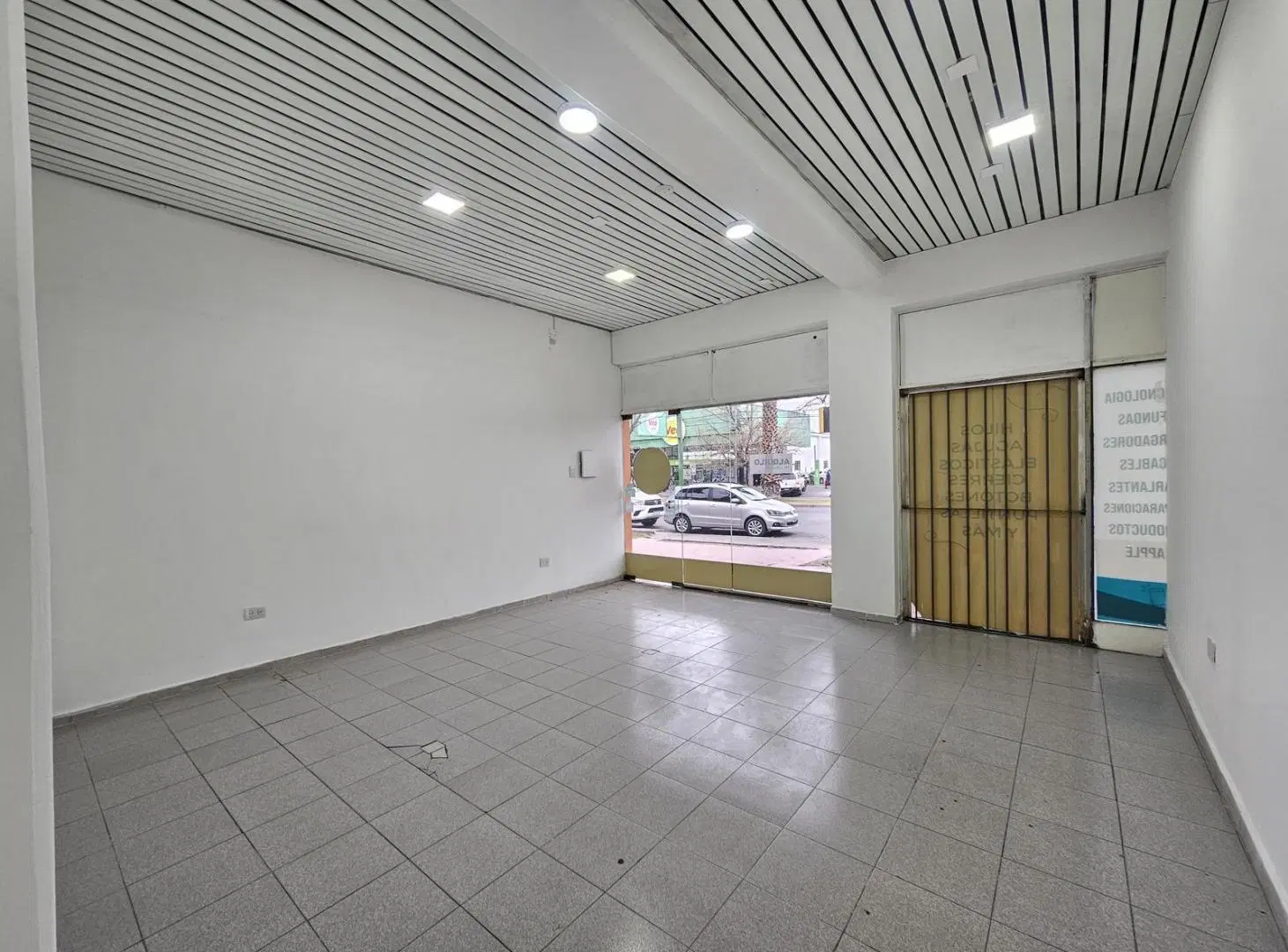 Local Comercial en Alquiler sobre Avenida H. Yrigoyen - San Rafael, Mendoza 4